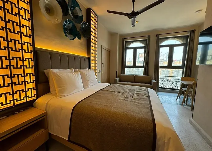 Luxury Up To 10ppl Near Torre Latino *
